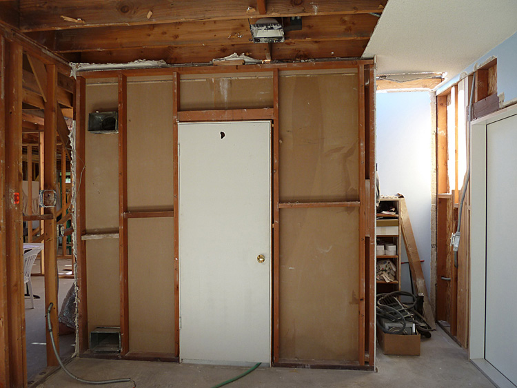 Shop_with_old_furnace_room_smal.jpg