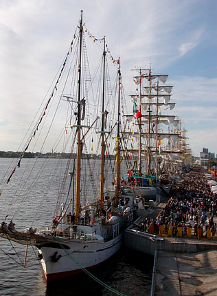 ships from bridge