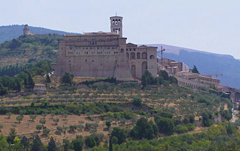 Assisi from below