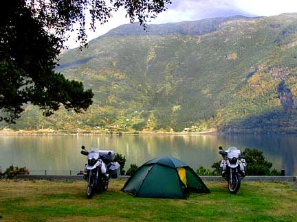 camping on sorfjorden