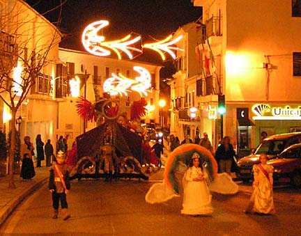 leading carnaval parade